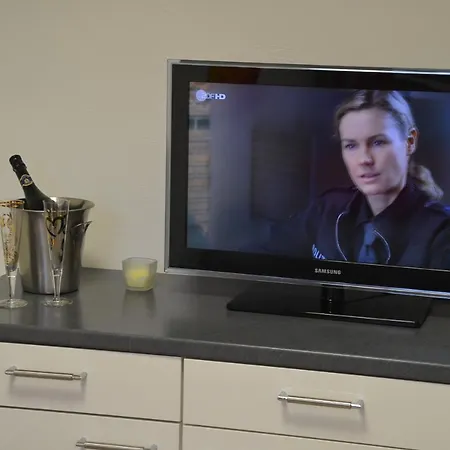 Apartment - Zurbank - *